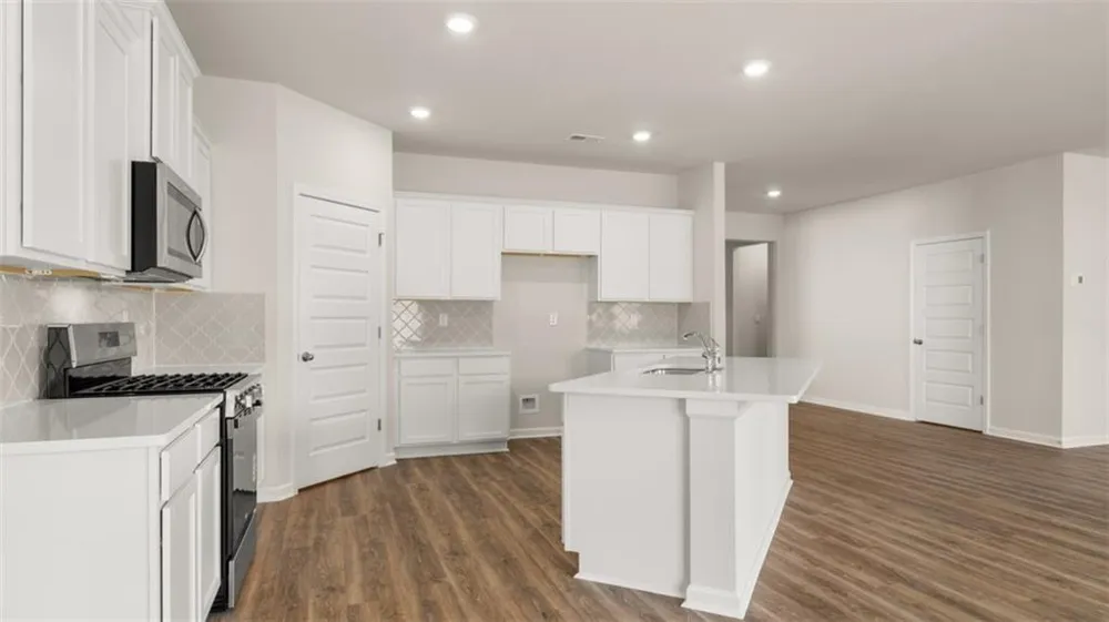 70 Acadian Road Statham, GA 30666
