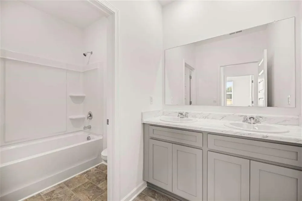 70 Acadian Road Statham, GA 30666