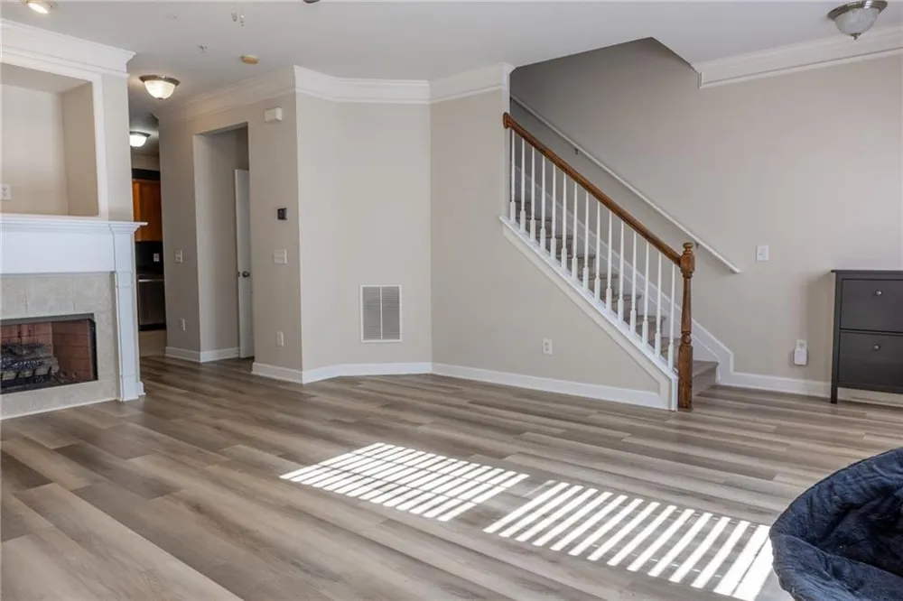 1232 Harris Commons Place #1232 Roswell, GA 30076