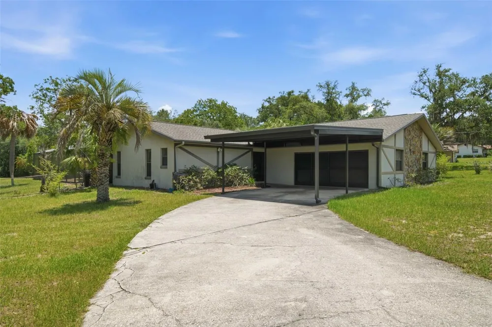 385 CORNISH POINT Lecanto, FL 34461