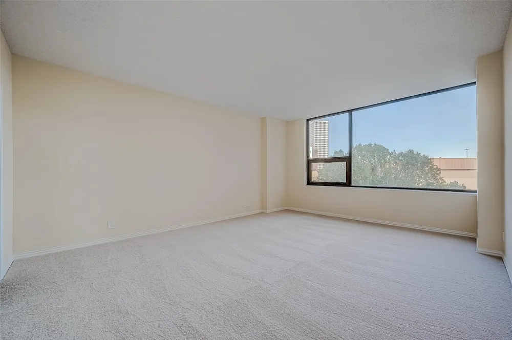 14 Greenway Plaza #6P Houston, TX 77046