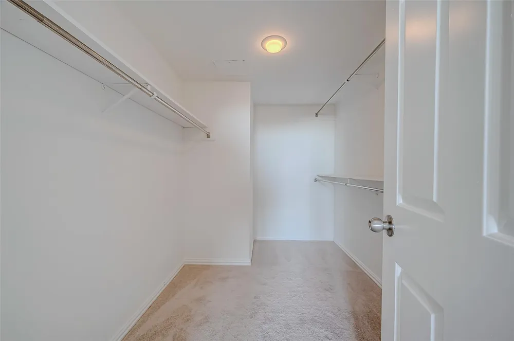 14 Greenway Plaza #6P Houston, TX 77046