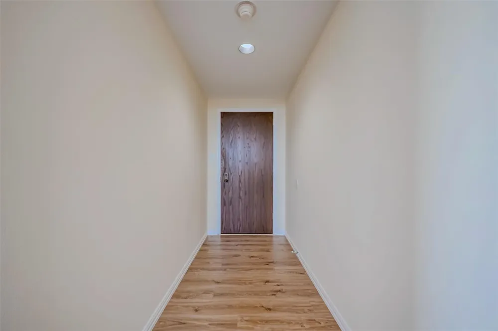 14 Greenway Plaza #6P Houston, TX 77046