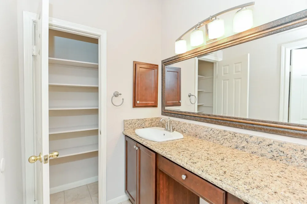 2255 Braeswood Park Drive #267 Houston, TX 77030