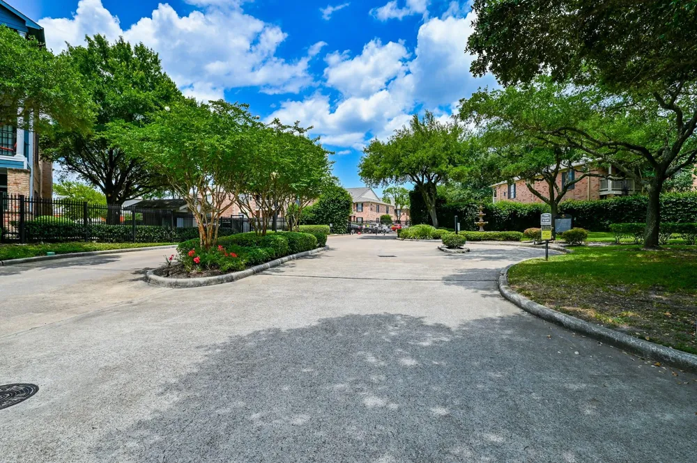 2255 Braeswood Park Drive #267 Houston, TX 77030