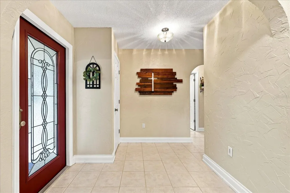 8805 KENWOOD ROAD Seminole, FL 33777