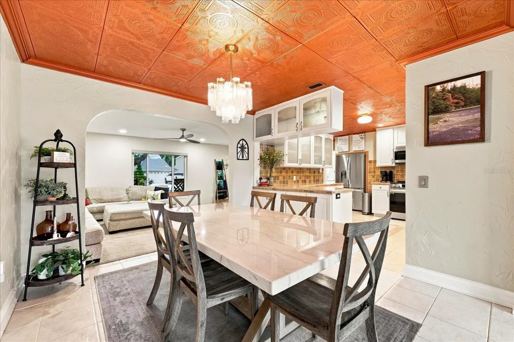 8805 KENWOOD ROAD Seminole, FL 33777