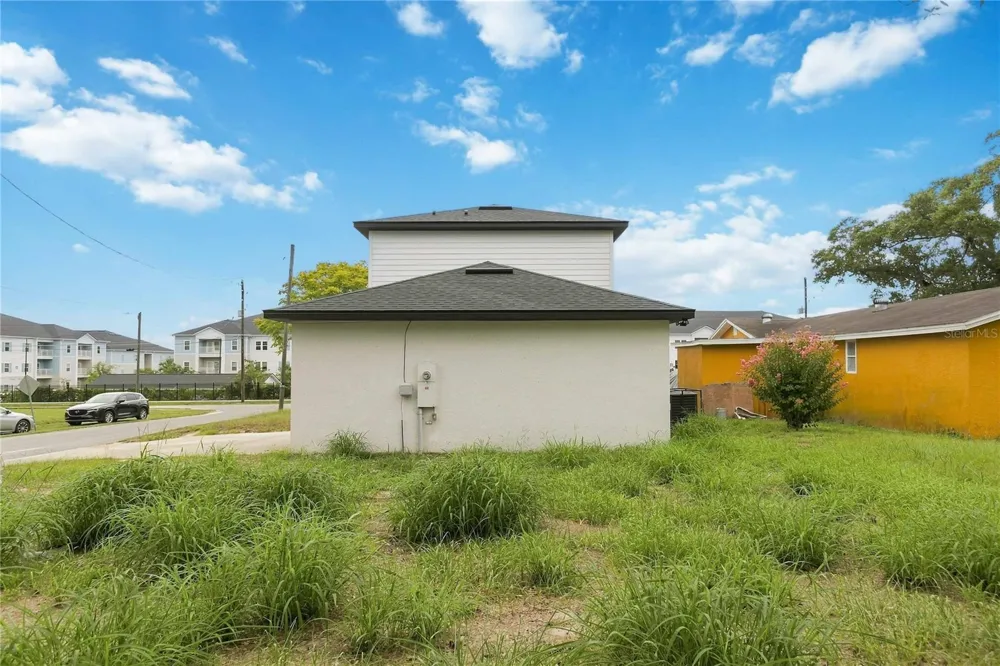 426 S HUDSON STREET Orlando, FL 32835
