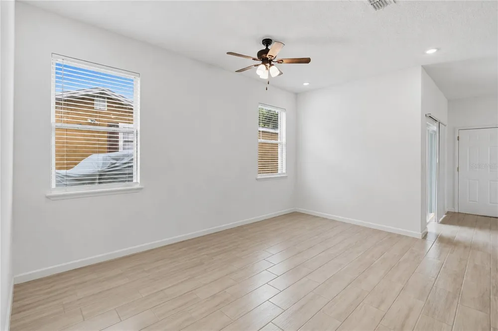 426 S HUDSON STREET Orlando, FL 32835