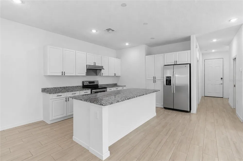 426 S HUDSON STREET Orlando, FL 32835
