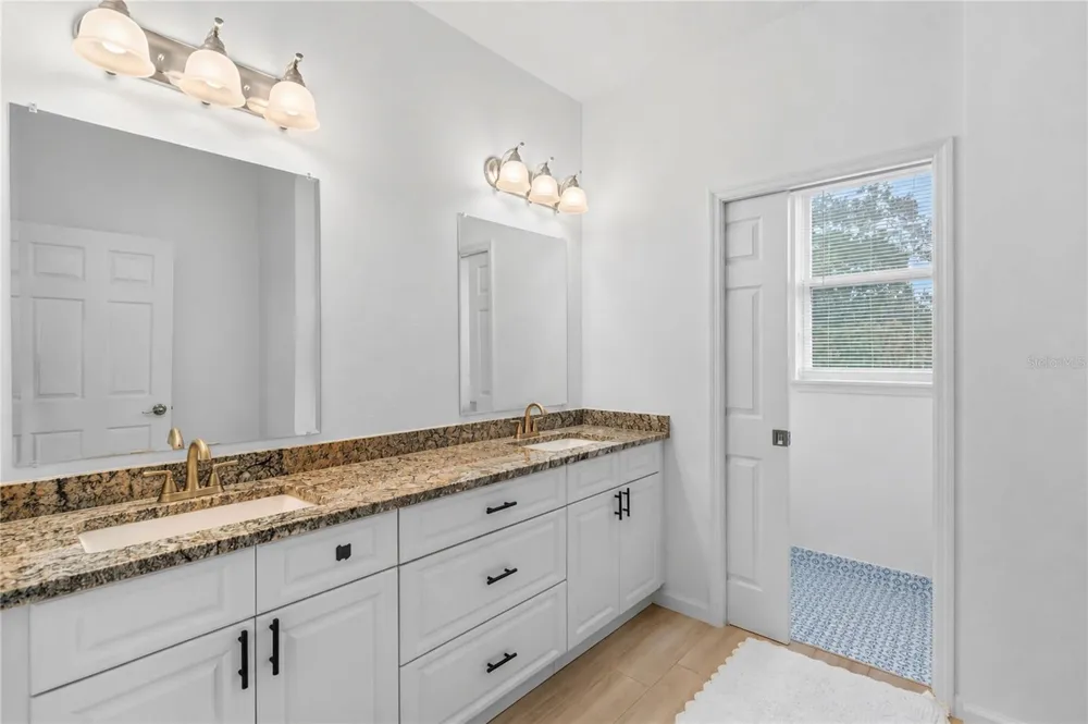 426 S HUDSON STREET Orlando, FL 32835