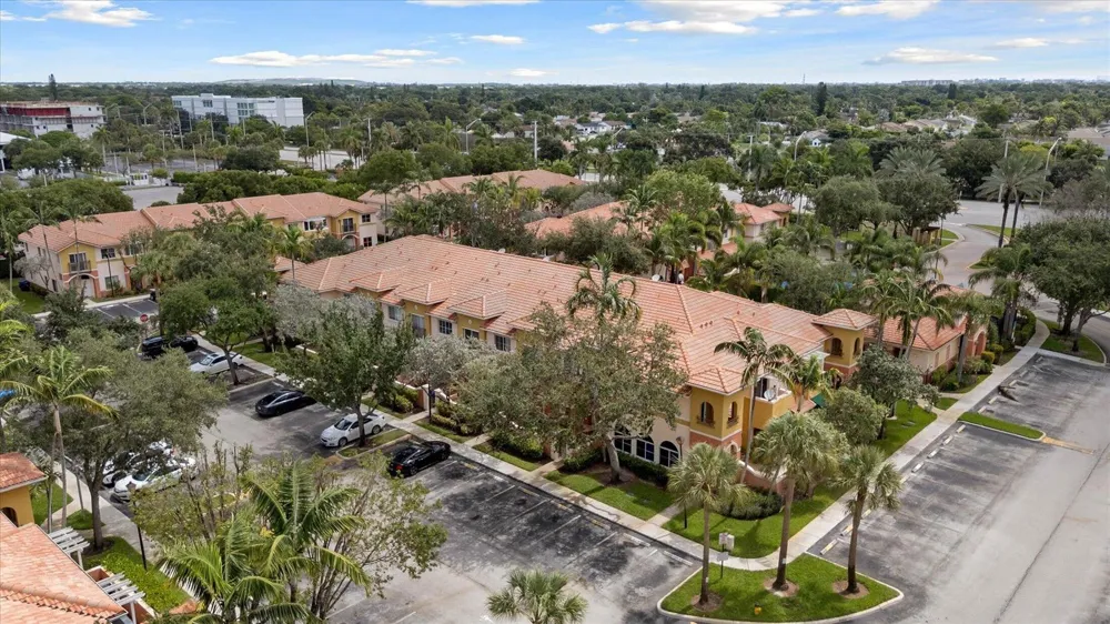 1204 SANTA CATALINA LANE North Lauderdale, FL 33068