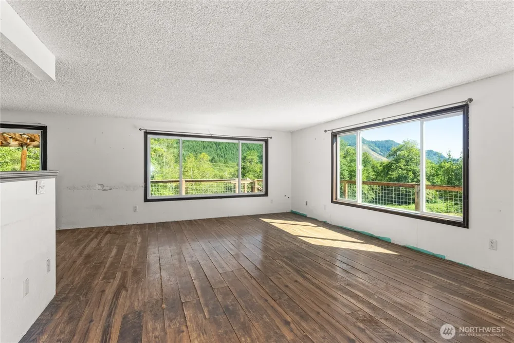431 Highland Valley Road Morton, WA 98356