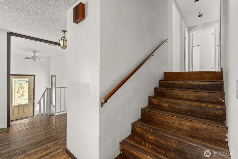 431 Highland Valley Road Morton, WA 98356