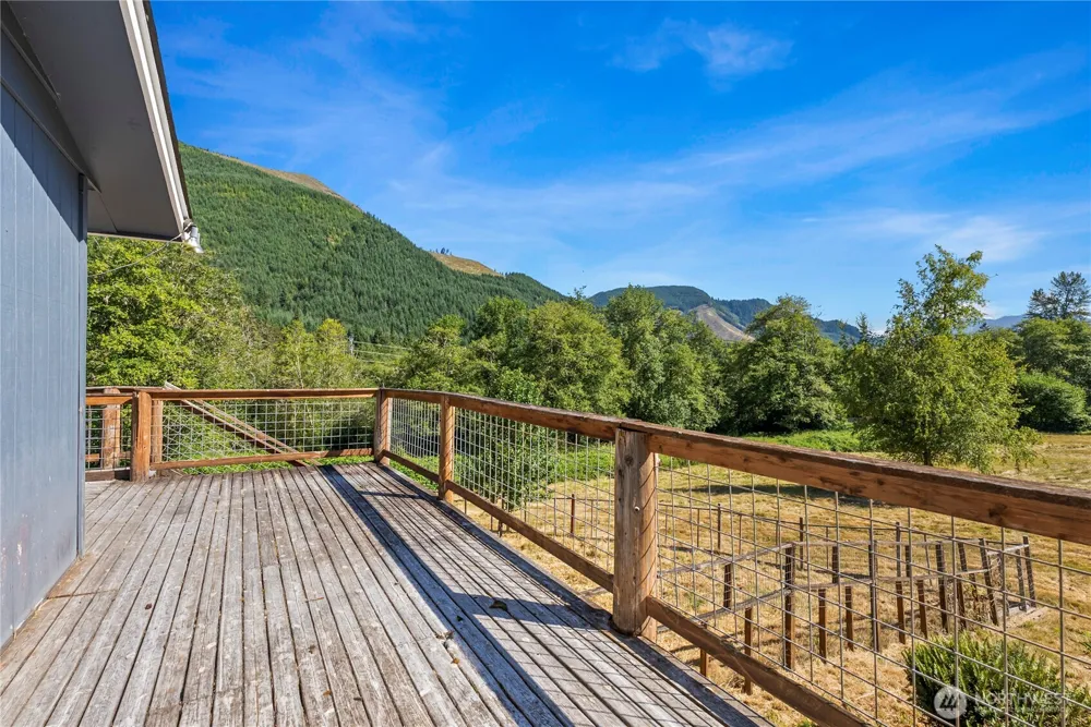 431 Highland Valley Road Morton, WA 98356