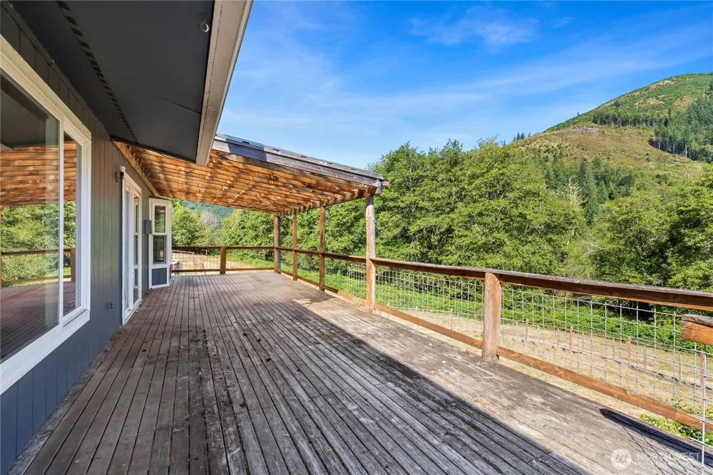 431 Highland Valley Road Morton, WA 98356