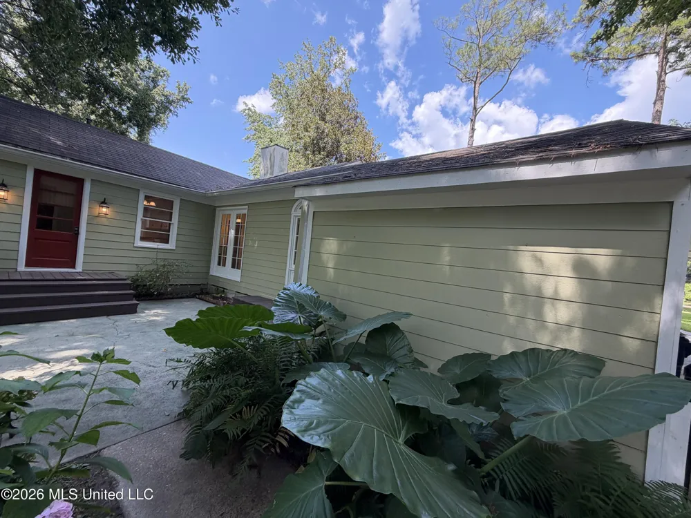 27 Montebello Drive Natchez, MS 39120