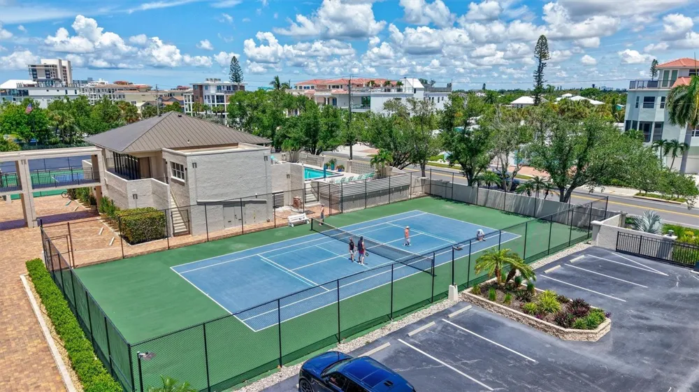 420 BEACH ROAD #508 Sarasota, FL 34242