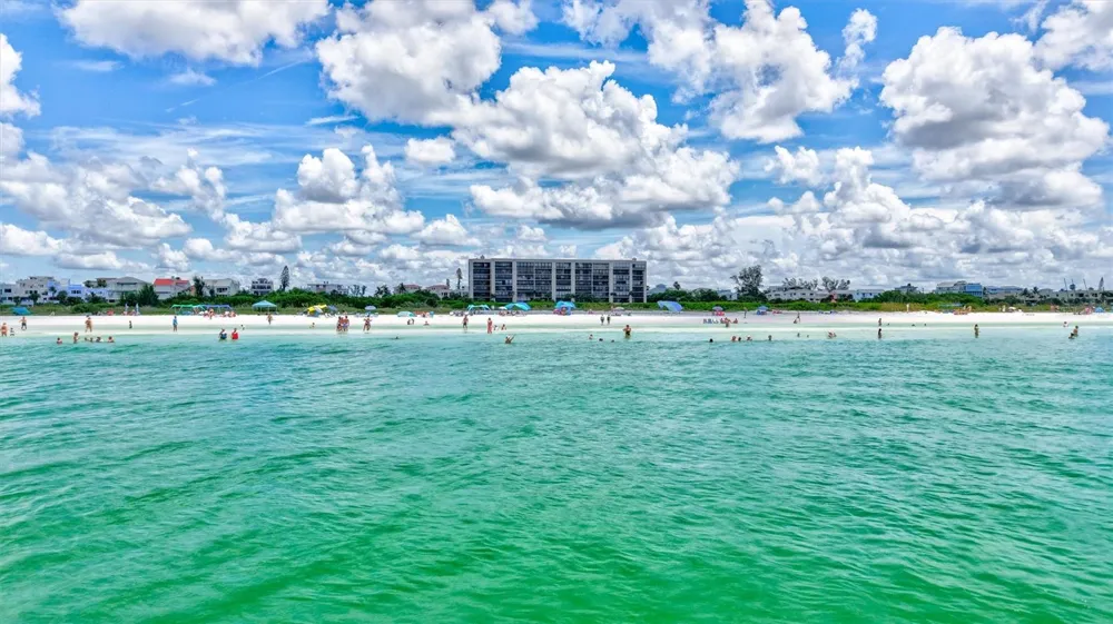 420 BEACH ROAD #508 Sarasota, FL 34242