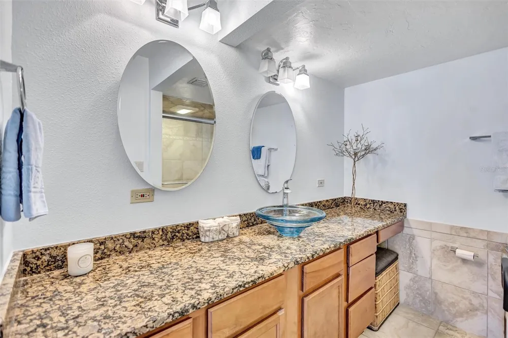 420 BEACH ROAD #508 Sarasota, FL 34242