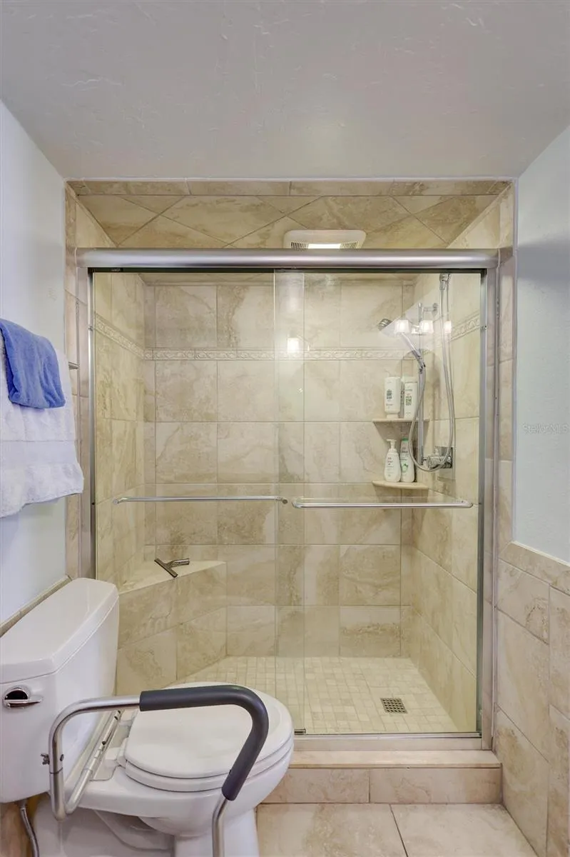 420 BEACH ROAD #508 Sarasota, FL 34242