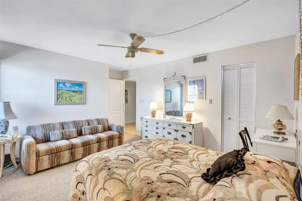 420 BEACH ROAD #508 Sarasota, FL 34242