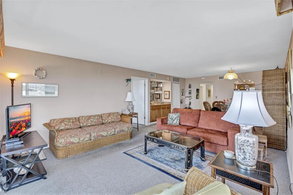 420 BEACH ROAD #508 Sarasota, FL 34242