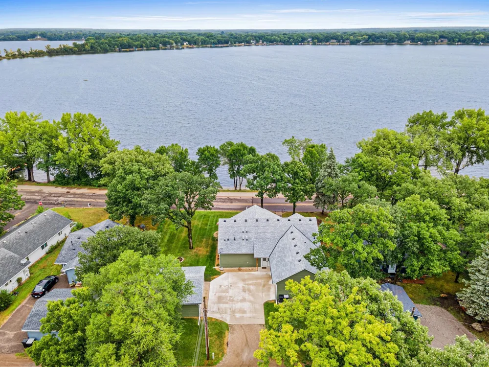 241 Lakeshore Drive Big Lake, MN 55309