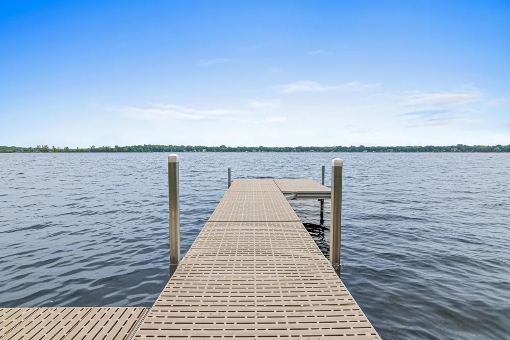 241 Lakeshore Drive Big Lake, MN 55309