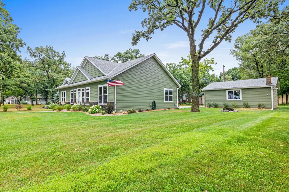 241 Lakeshore Drive Big Lake, MN 55309