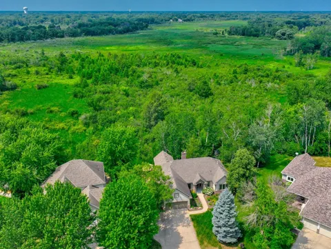5619 Cottonwood Court