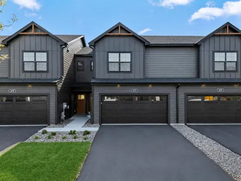 677 Tulare Terrace