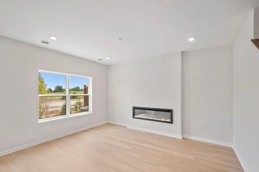 673 Tulare Terrace Newport, MN 55055