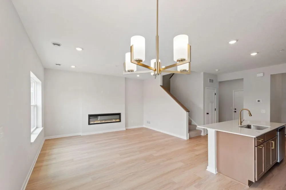 673 Tulare Terrace Newport, MN 55055