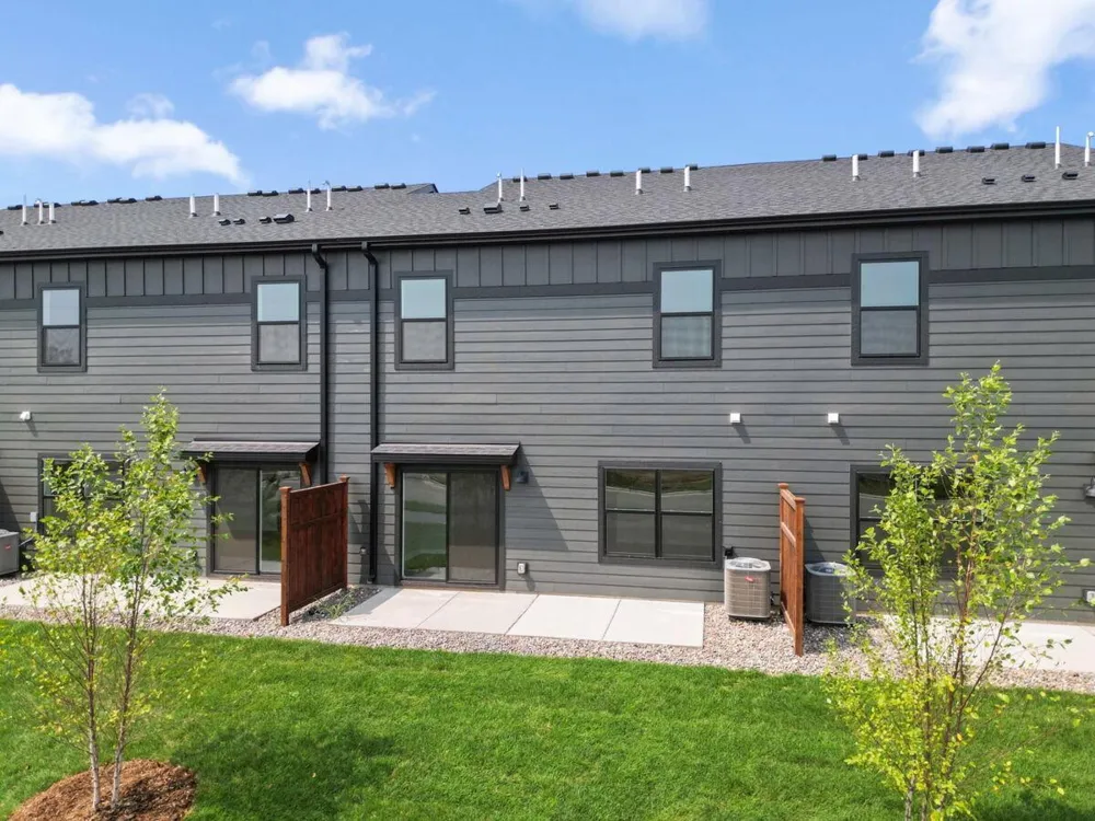 673 Tulare Terrace Newport, MN 55055