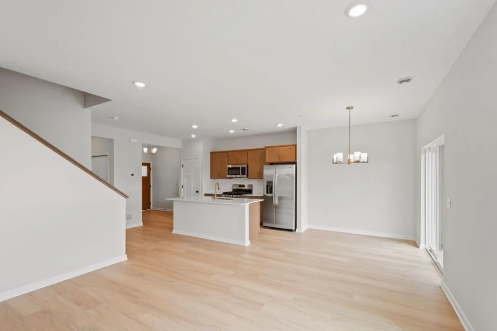 673 Tulare Terrace Newport, MN 55055