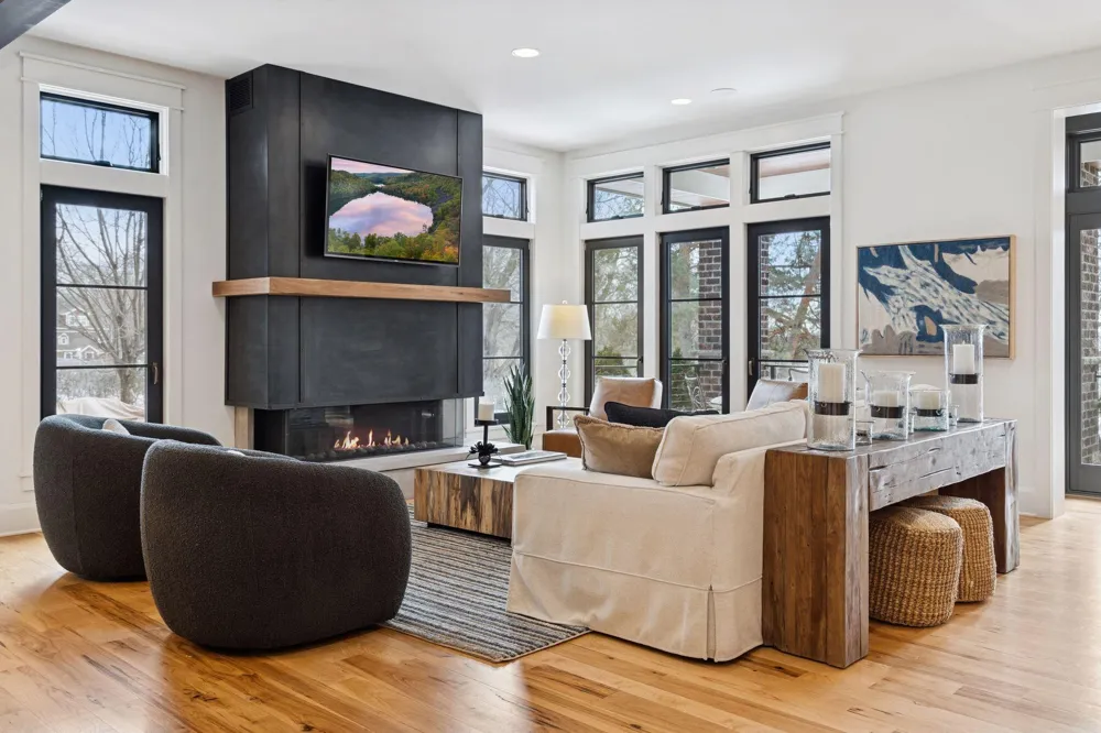 373 Park Street E Wayzata, MN 55391