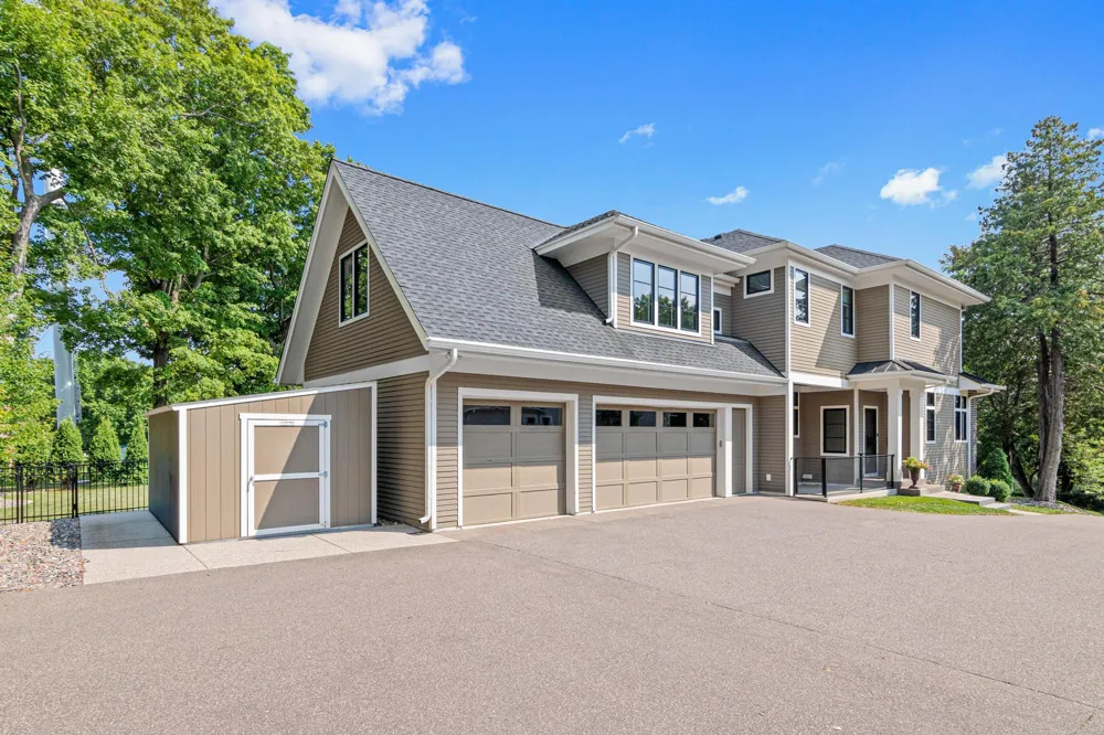 373 Park Street E Wayzata, MN 55391