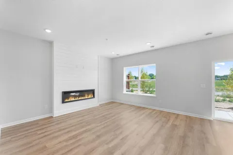 675 Tulare Terrace