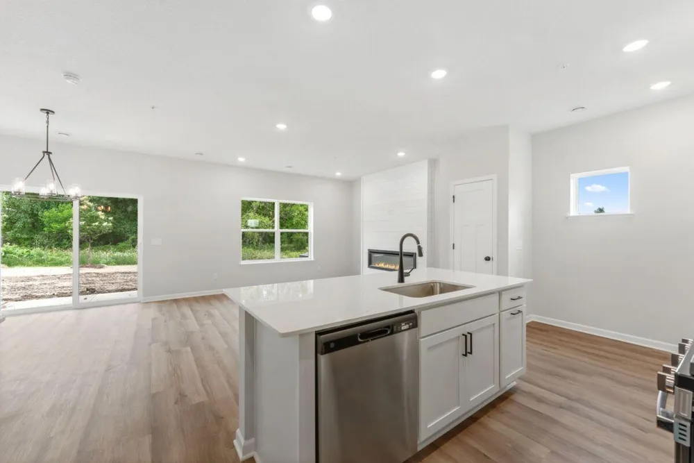 671 Tulare Terrace Newport, MN 55055