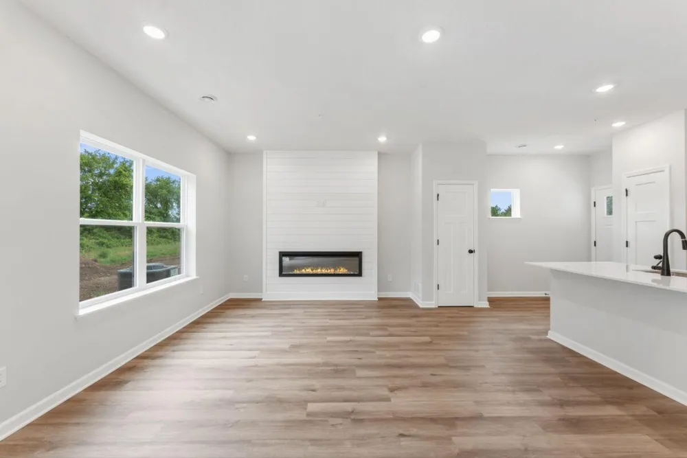671 Tulare Terrace Newport, MN 55055