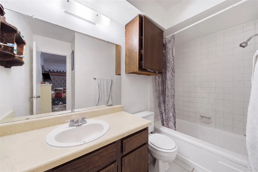 6514 S Memorial Drive ##J Tulsa, OK 74133