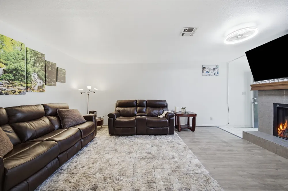 6514 S Memorial Drive ##J Tulsa, OK 74133
