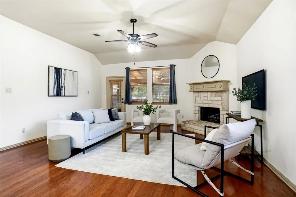 1821 Vintage Drive Corinth, TX 76210