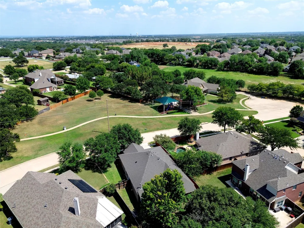 1821 Vintage Drive Corinth, TX 76210