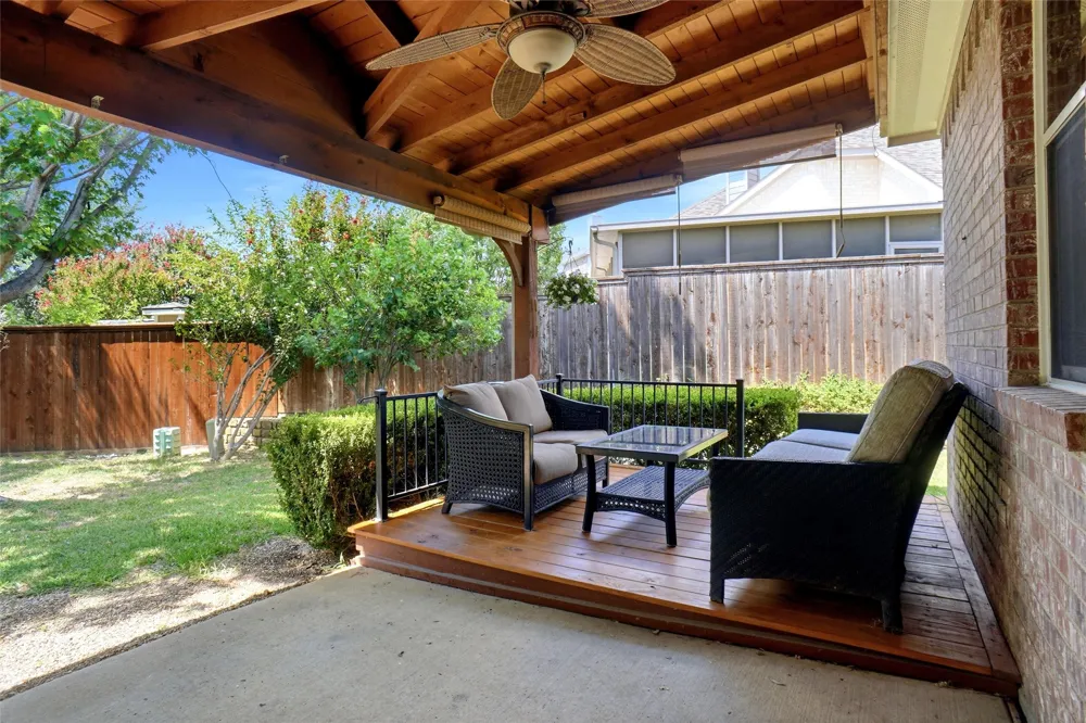 1821 Vintage Drive Corinth, TX 76210