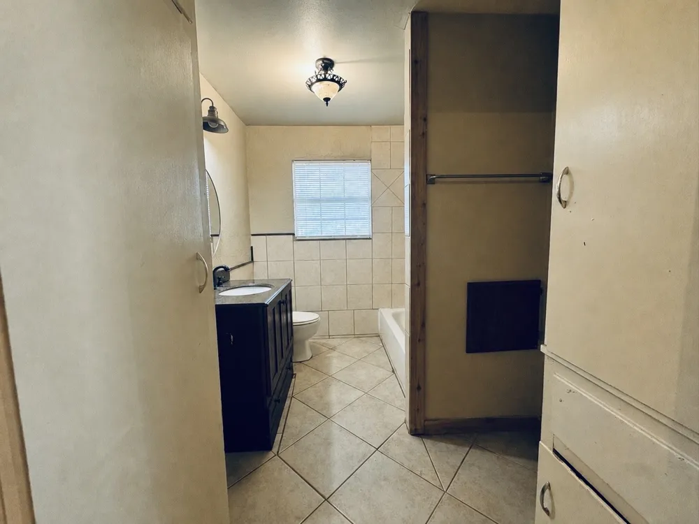 6904 Clover Leaf Drive Brownwood, TX 76801