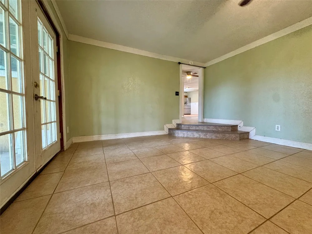 6904 Clover Leaf Drive Brownwood, TX 76801