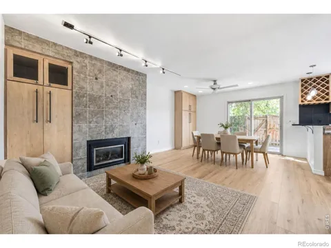 3850 Paseo Del Prado Street #1