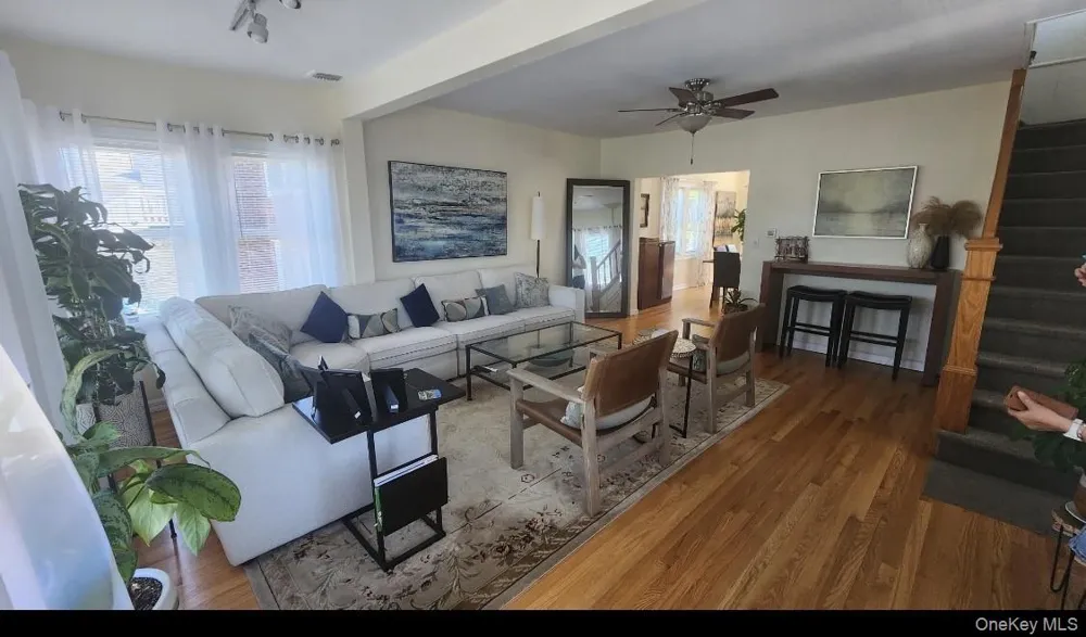 548 E Broadway Long Beach, NY 11561